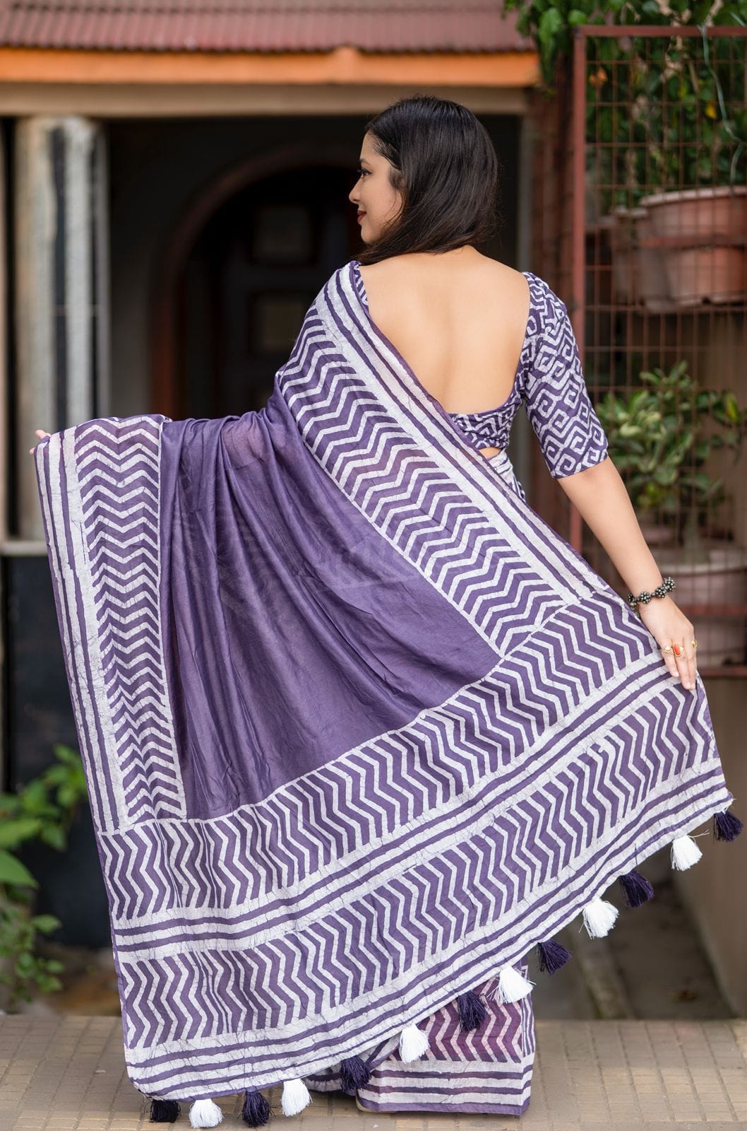 Sequins Work Tusser Linen Designer Saree